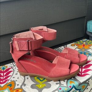 Women's Pink Wedge Sandals
